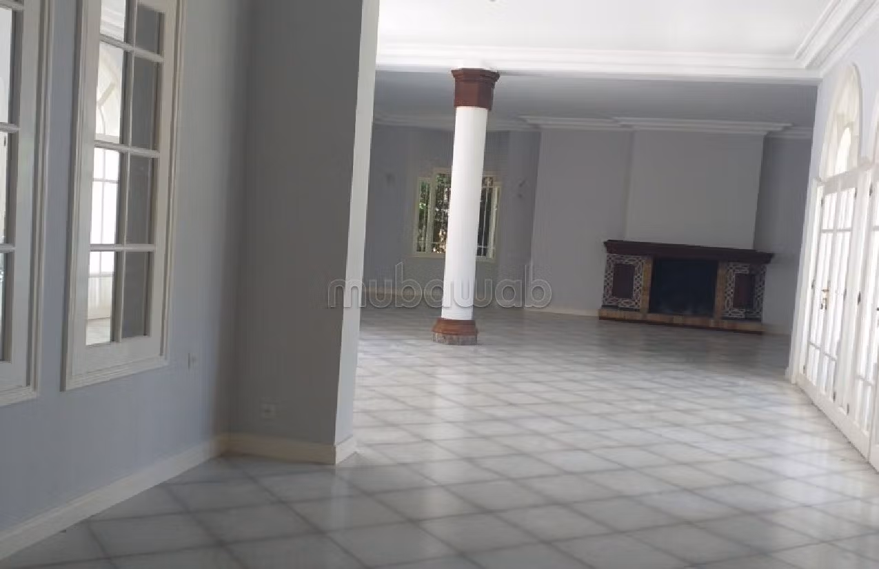 Magnifique villa a vendre a Tanger surface 2480 m²