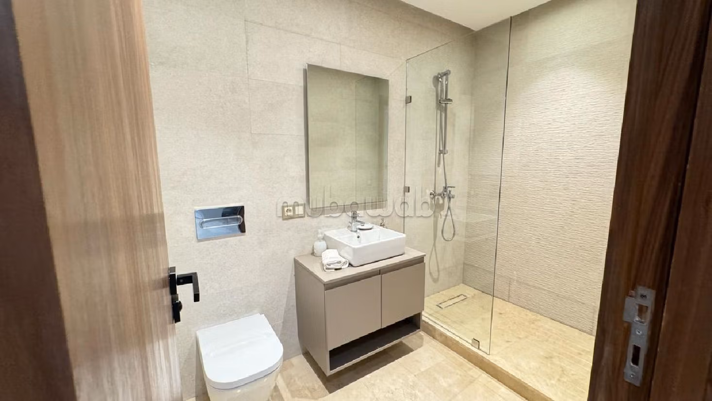 Superbe appartements et studios à vendre à Beauséjour vers CFC et AERIA MALL