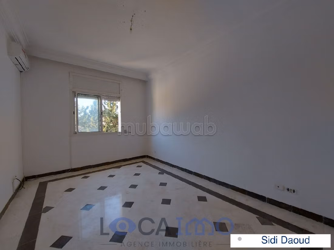 A louer une villa jumelée en S4 à Sidi Daoud
