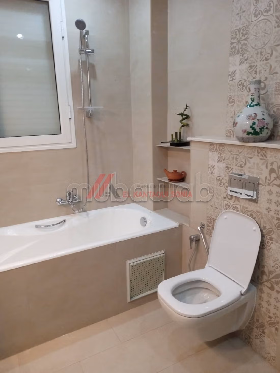 Magnifica casa di lusso in affitto a Akouda. Superficie 1000 m². Arredato