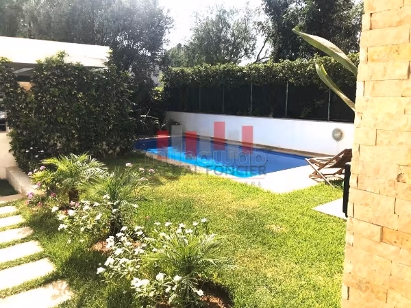 Rent your property in Bouskoura Ville. Large area 250 m²
