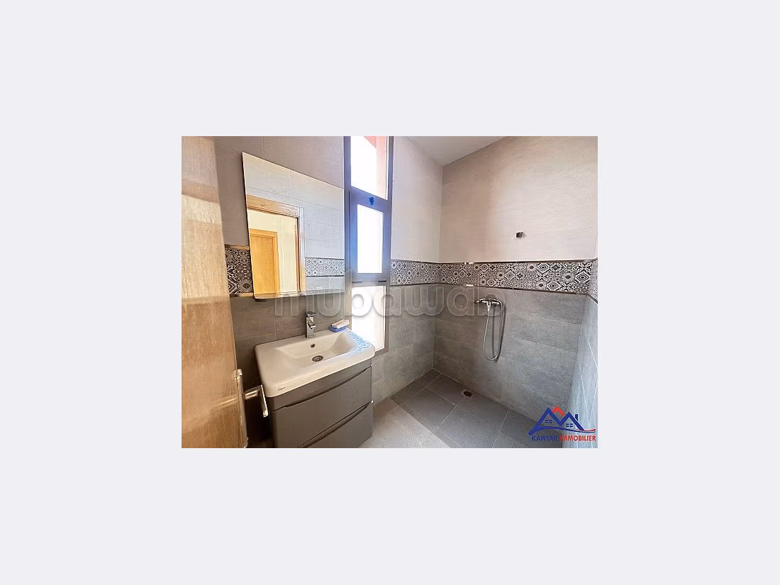 Villa de alto standing en venta en Route de l'Ourika. Superficie de 830 m². Espacios verdes, Balcón