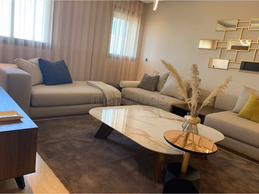 Huurappartementen beschikbaar in Palmier. Totale oppervlakte 95 m². Volledig gemeubileerd. 