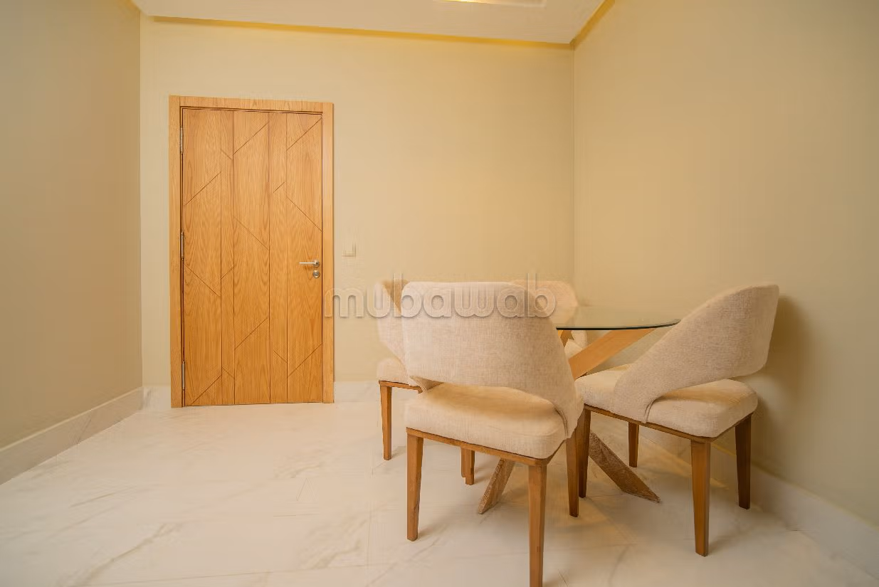 بيع شقة ب بوخالف. المساحة الإجمالية 100 م². 