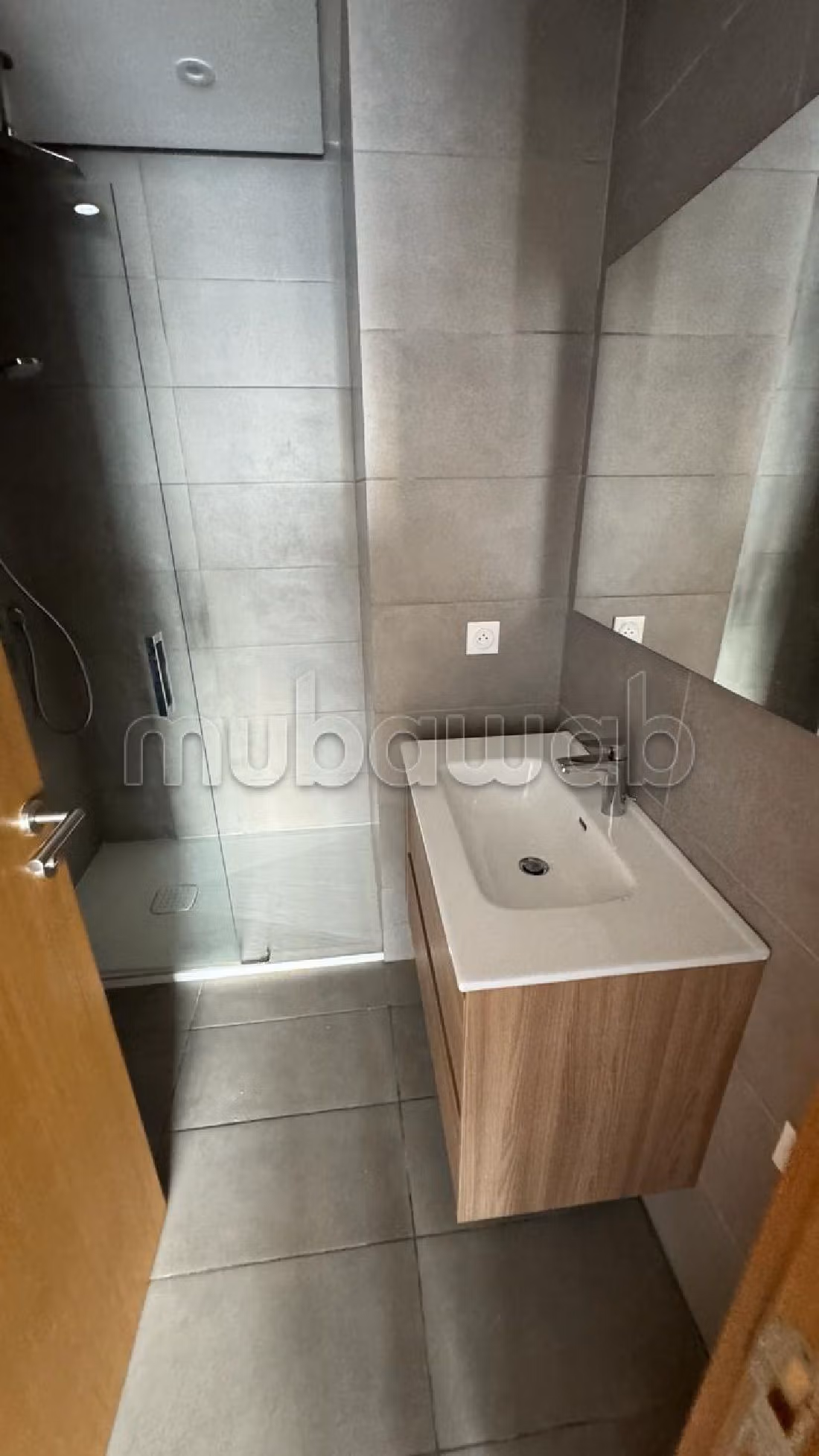 Appartement en location à Casablanca Finance City. Surface de 120 m²