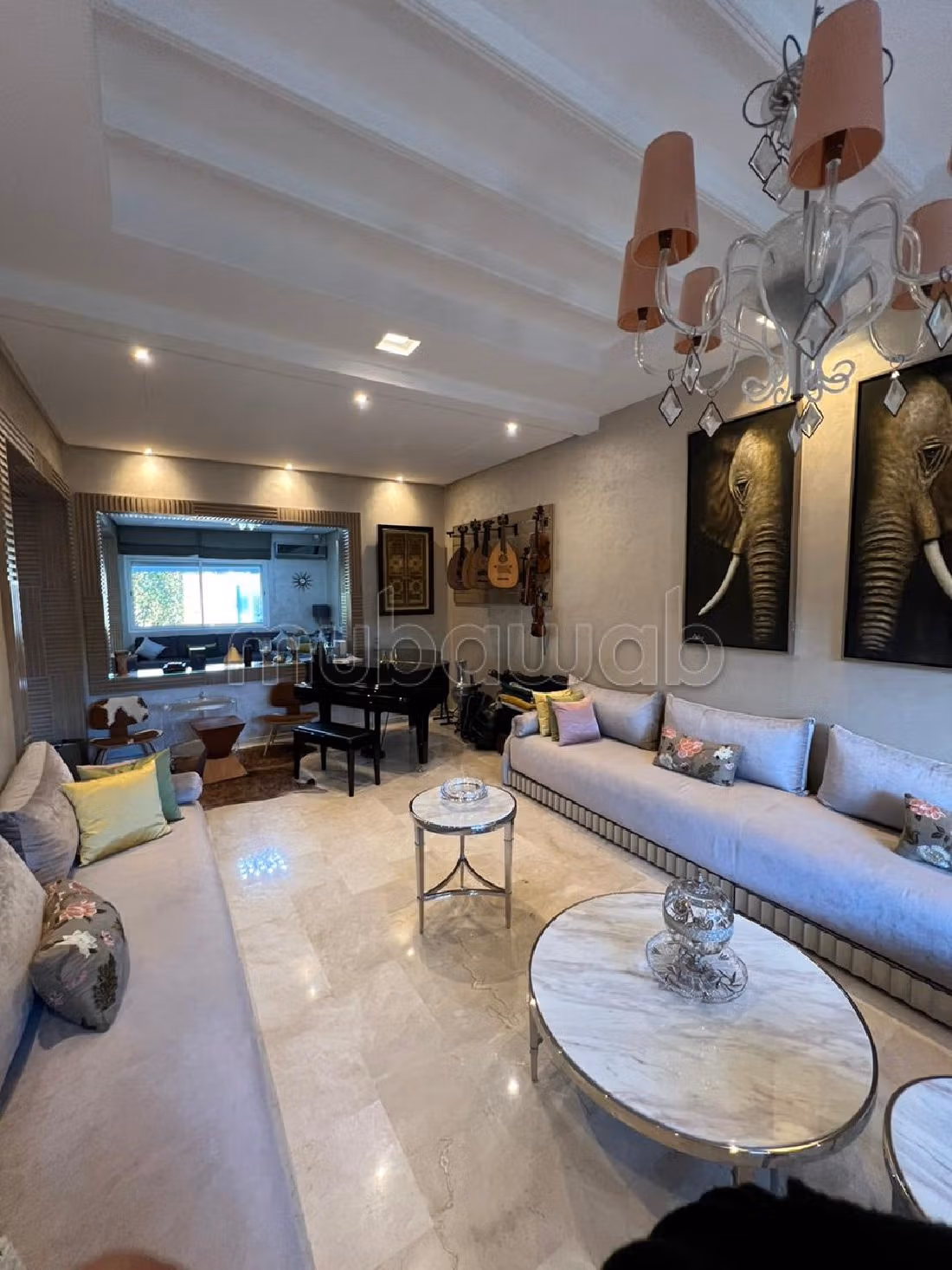 Villa de luxe à vendre à Bouskoura