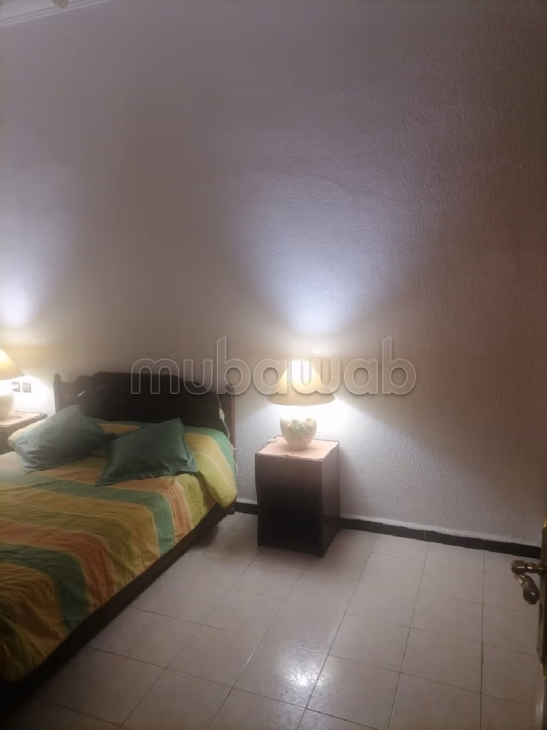 Splendida casa in vendita a Hay Idari. 9 camere da letto. Porta blindata, antenna parabolica.