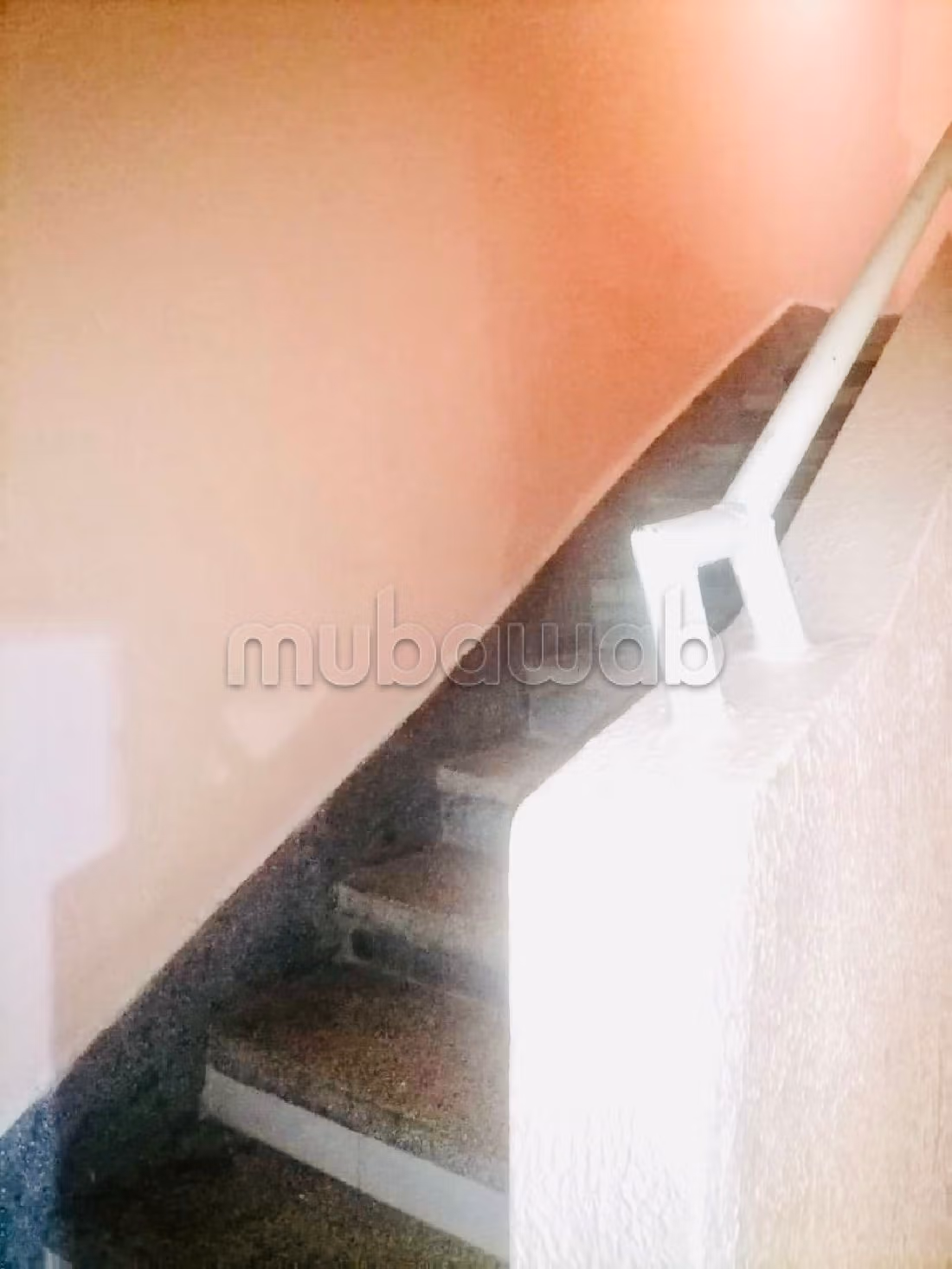 Splendida casa in vendita a Hay Idari. 9 camere da letto. Porta blindata, antenna parabolica.