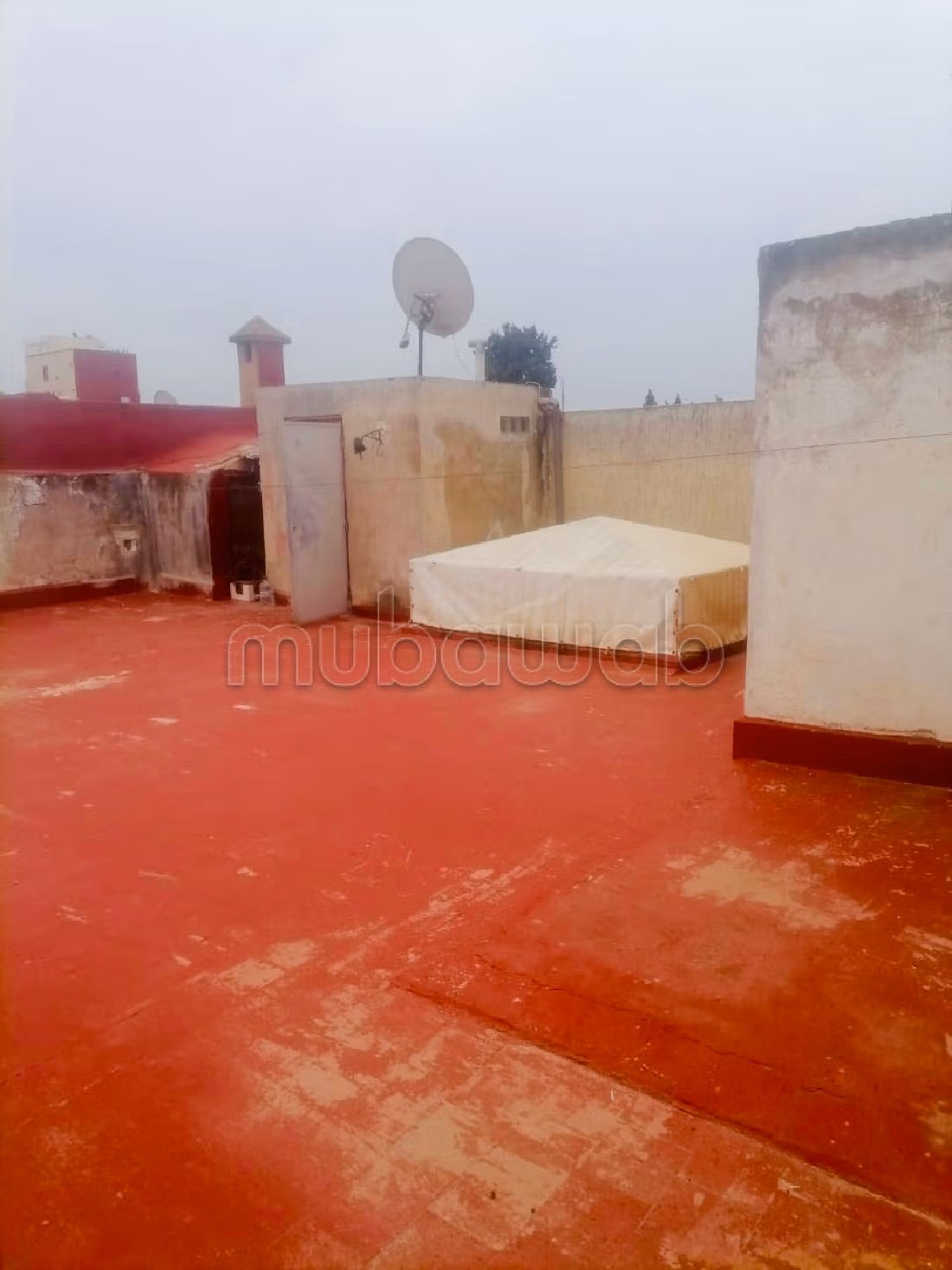 Splendida casa in vendita a Hay Idari. 9 camere da letto. Porta blindata, antenna parabolica.