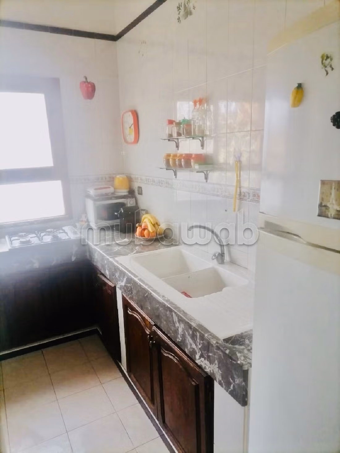 Splendida casa in vendita a Hay Idari. 9 camere da letto. Porta blindata, antenna parabolica.