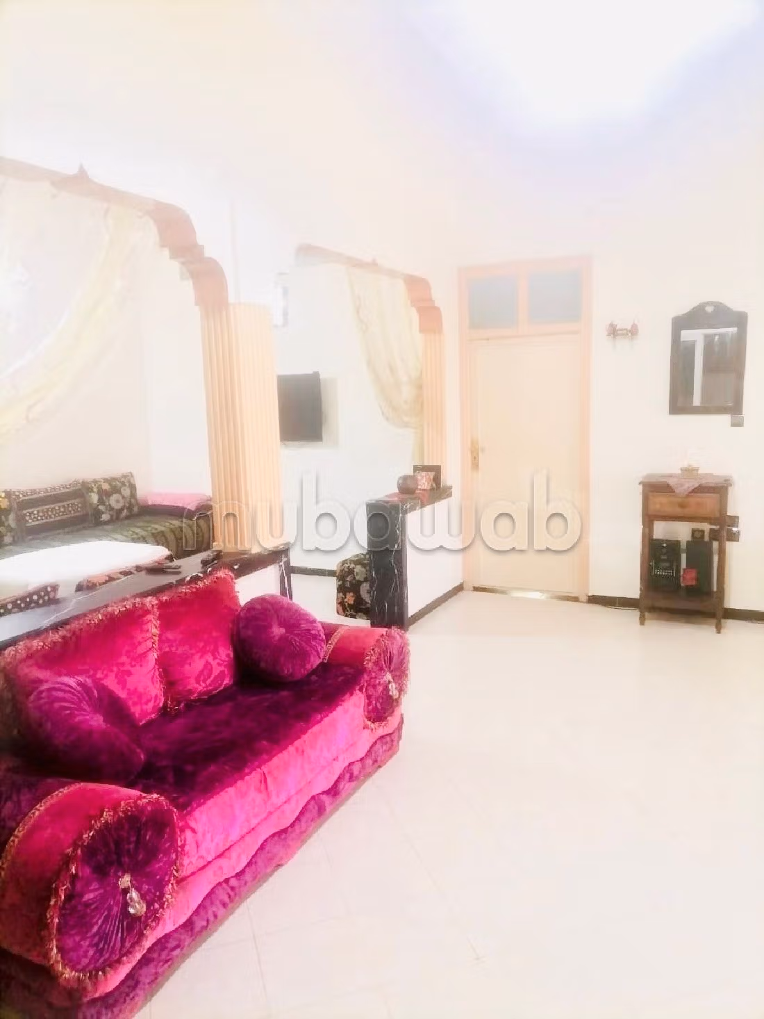 Splendida casa in vendita a Hay Idari. 9 camere da letto. Porta blindata, antenna parabolica.