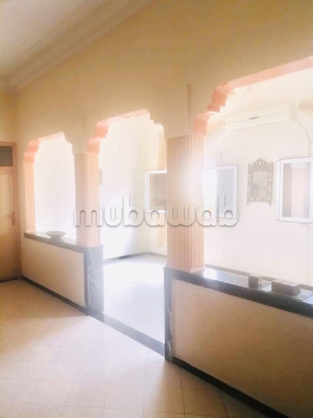 Splendida casa in vendita a Hay Idari. 9 camere da letto. Porta blindata, antenna parabolica.