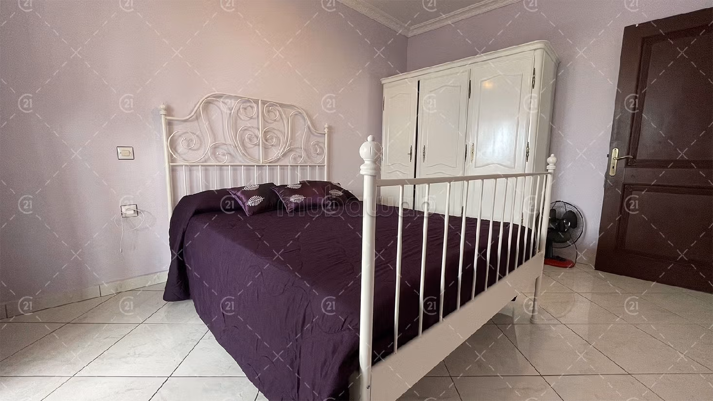 Apartment for sale in Hay Hassani. Small area 160 m². Fully furnished. 