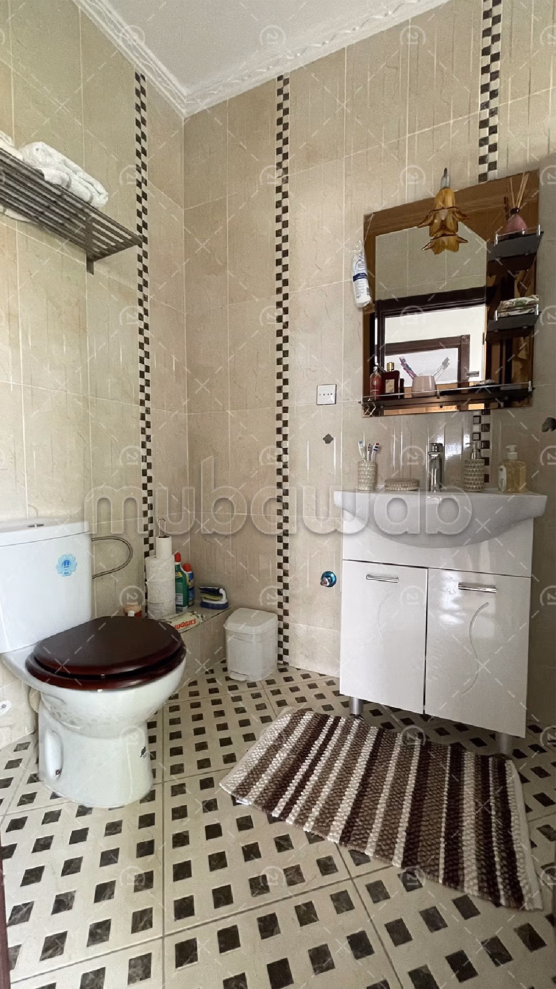 Apartment for sale in Hay Hassani. Small area 160 m². Fully furnished. 