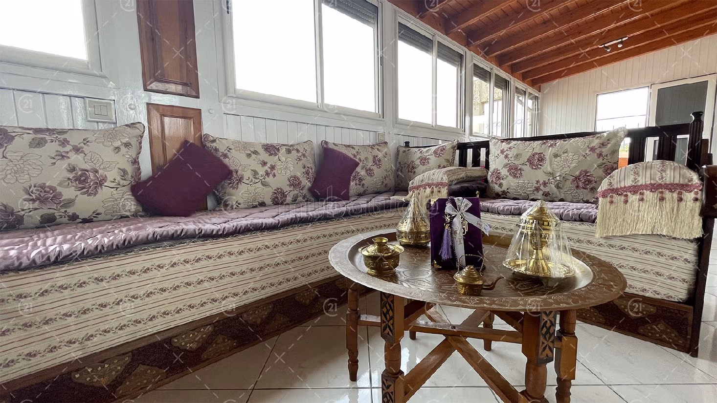 Apartment for sale in Hay Hassani. Small area 160 m². Fully furnished. 