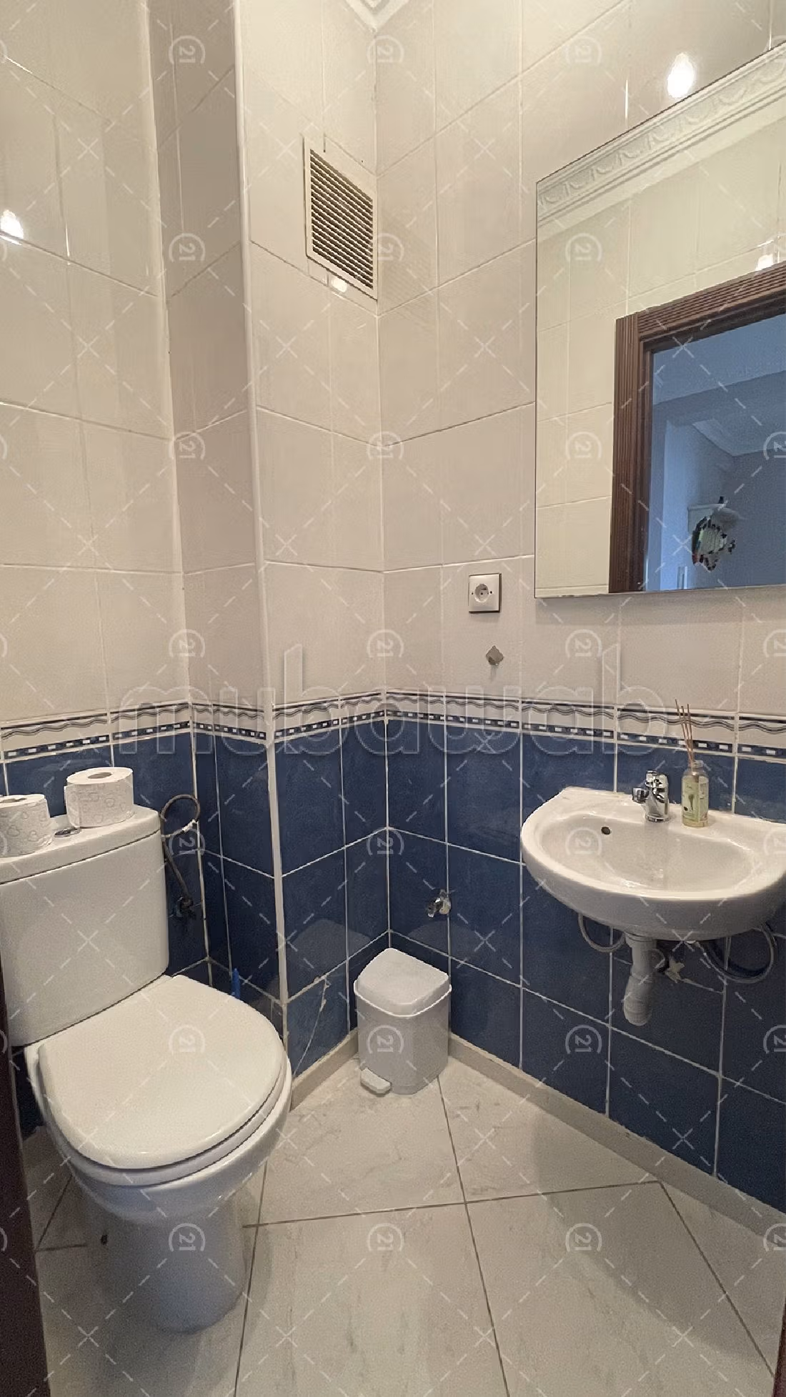 Apartment for sale in Hay Hassani. Small area 160 m². Fully furnished. 