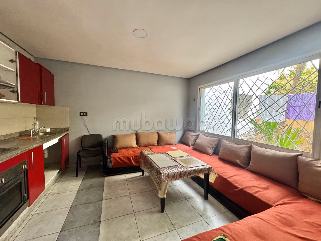 Oficinas en alquiler en Racine. Area 550 m². Doble acristalamiento, aire condicionado central.