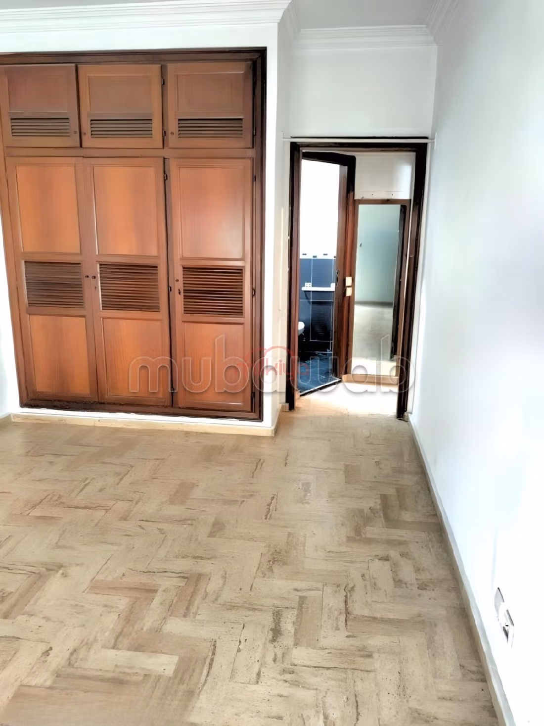 Offices for rent in Oasis. Total area 180 m². Cellar, Large terrace