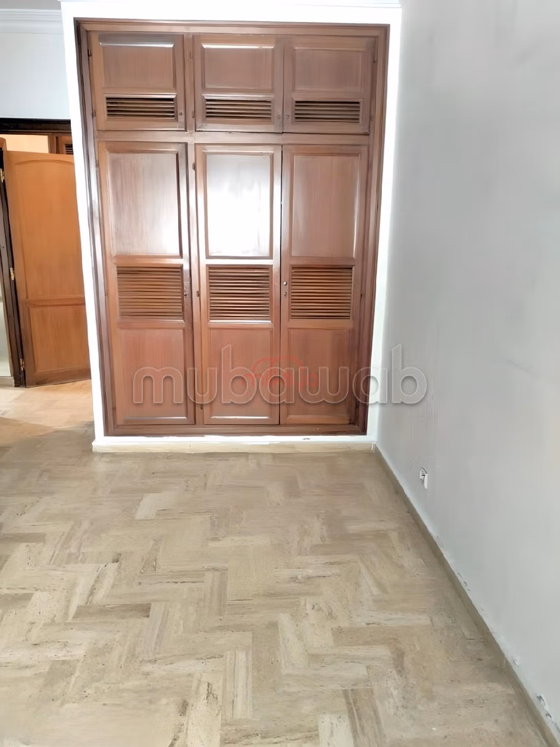 Offices for rent in Oasis. Total area 180 m². Cellar, Large terrace