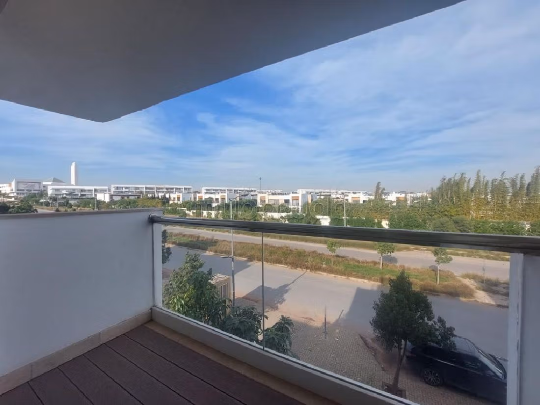 Bel appartement jamais habité