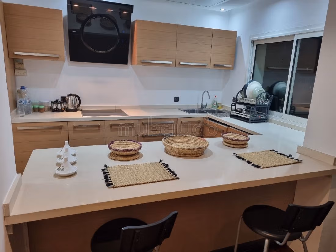 Sell apartment in Tanger City Center. 3 large rooms. Well decorated. 