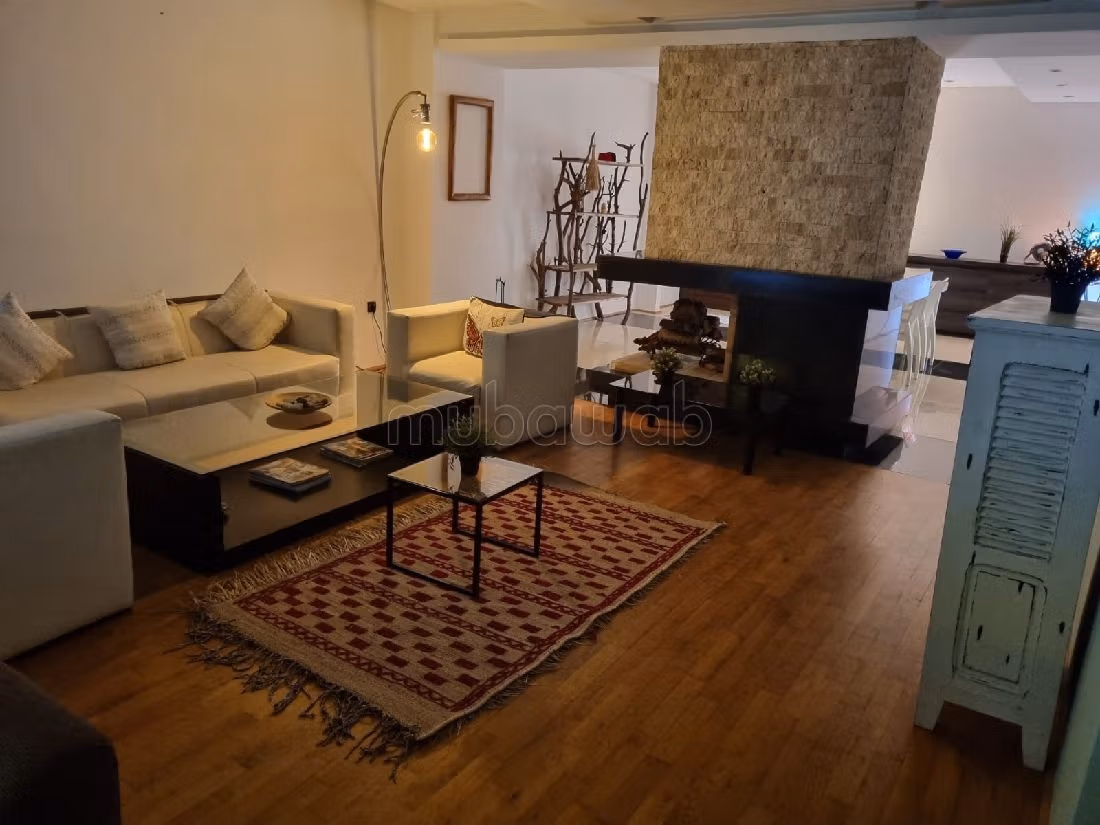 Sell apartment in Tanger City Center. 3 large rooms. Well decorated. 