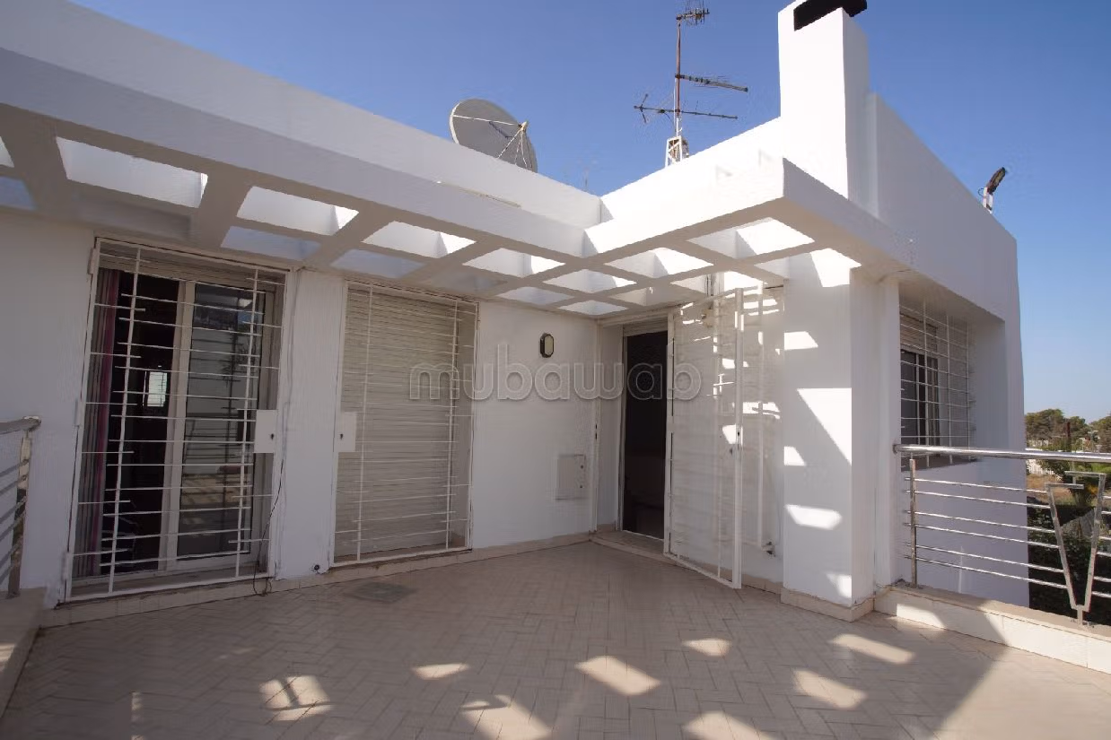 Eccezionale residenza di lusso in vendita a Laymoune. 7 locali. Area verde