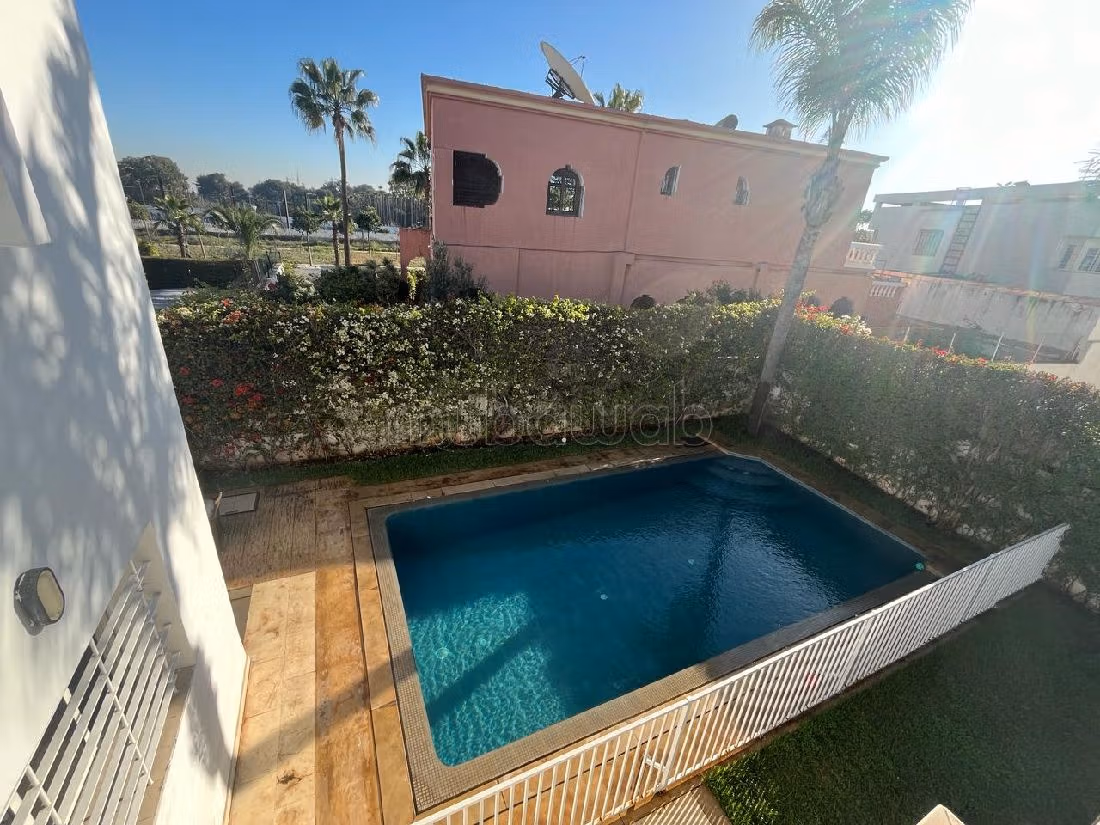 Eccezionale residenza di lusso in vendita a Laymoune. 7 locali. Area verde