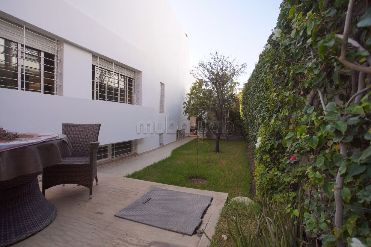 Eccezionale residenza di lusso in vendita a Laymoune. 7 locali. Area verde