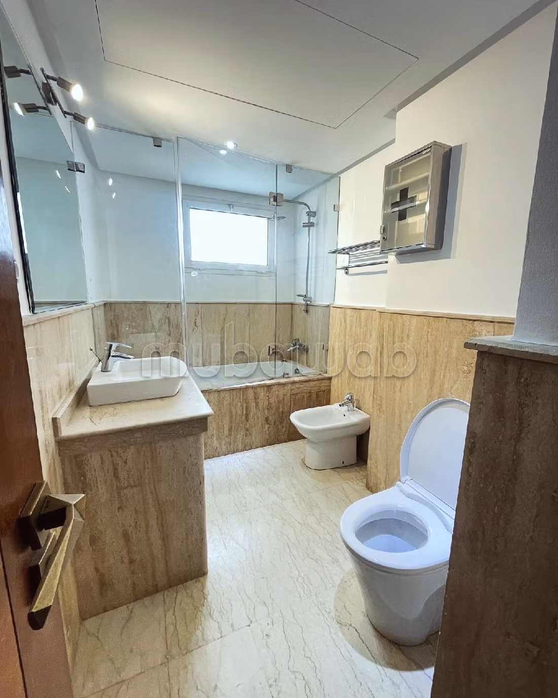 Très bel appartement familial de 3 chambres et terrasse de 100m2