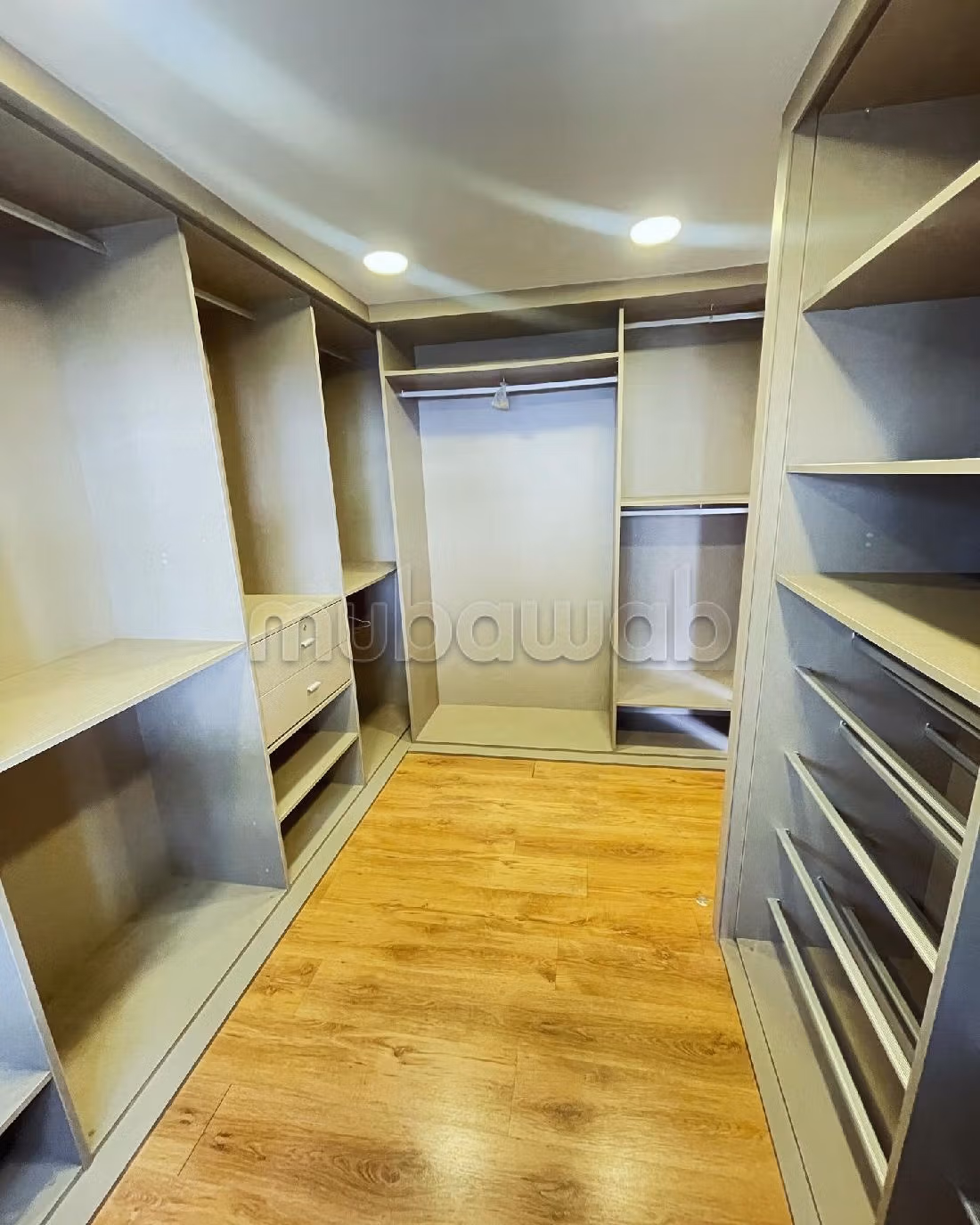 Très bel appartement familial de 3 chambres et terrasse de 100m2