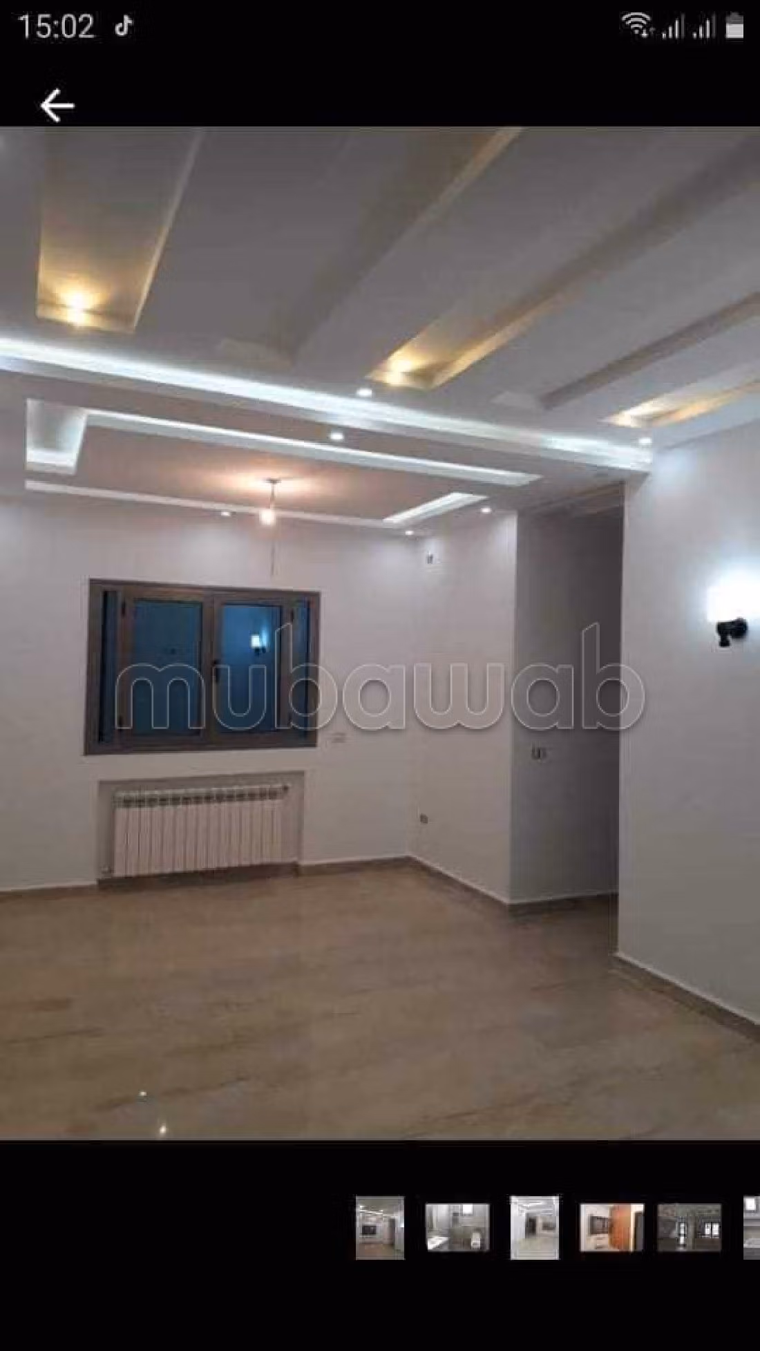 Residenza di lusso in vendita a Cité Ennacim. 8 locali spaziosi. Ambiente tranquillo con vista sulle montagne, porta blindata. 