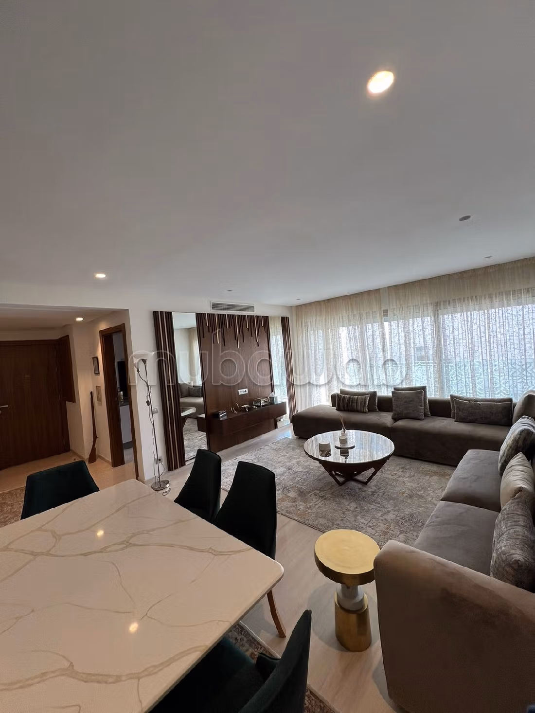 Bel appartement meublé