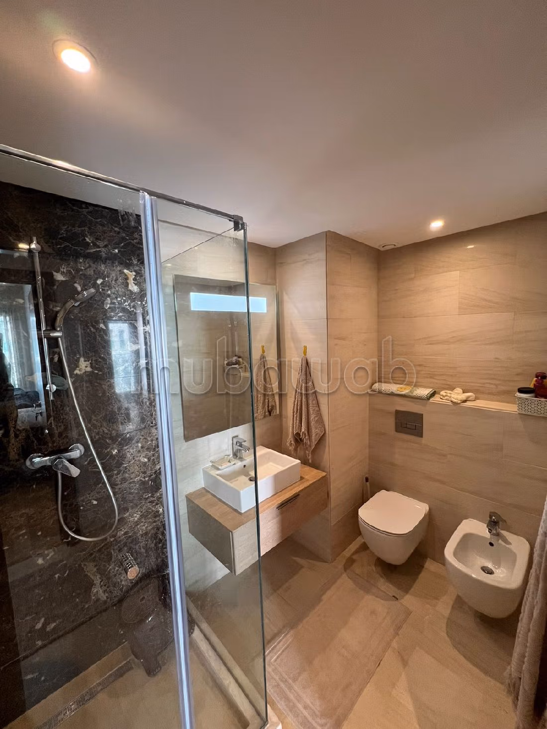 Bel appartement meublé