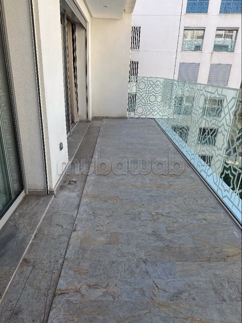 Bel appartement meublé