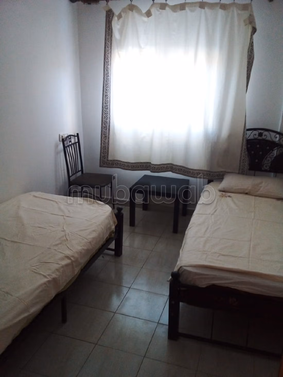 Find an apartment to buy. Area 100 m². Well decorated