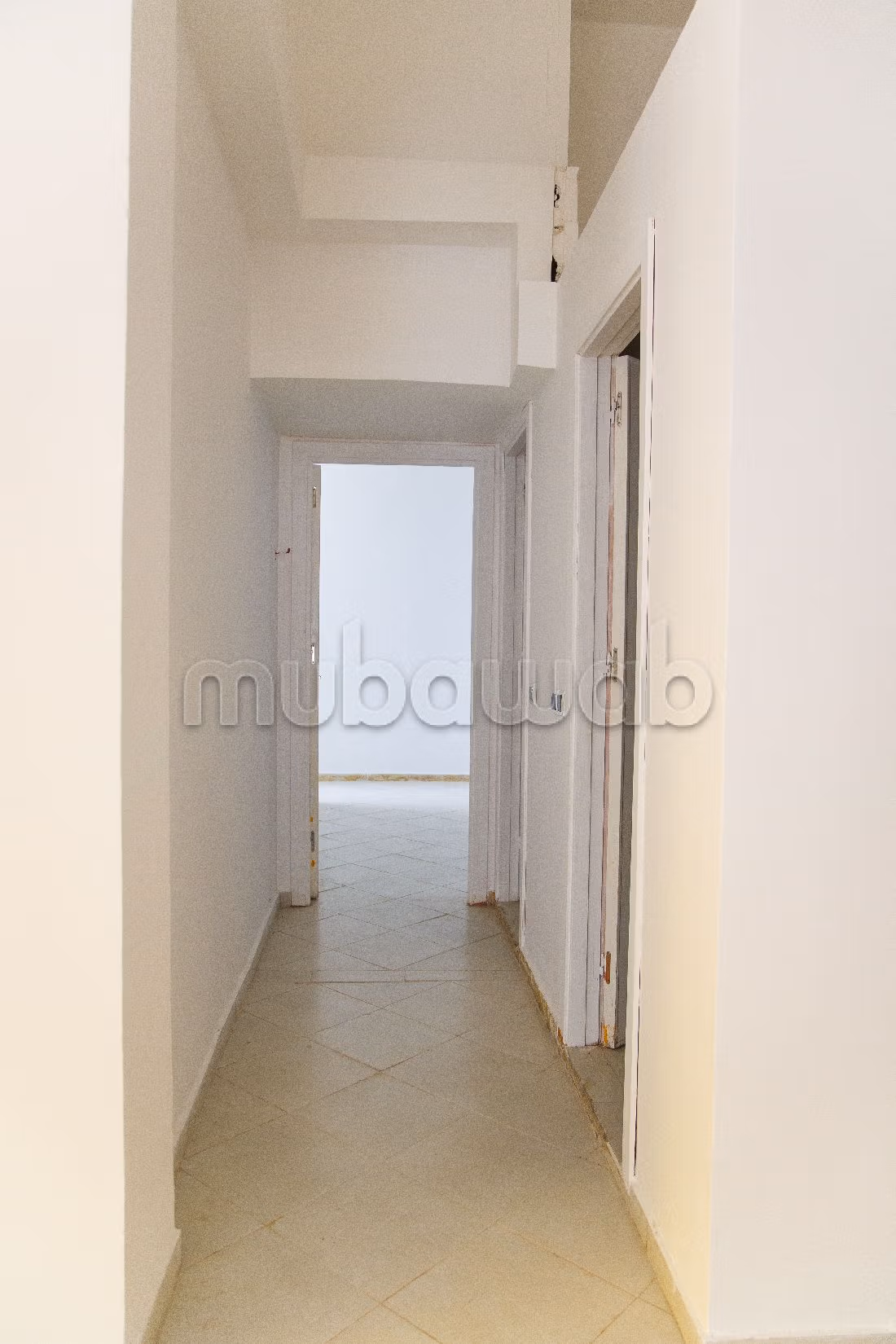 مكاتب ومحلات للبيع بمرجان. المساحة 114 م²