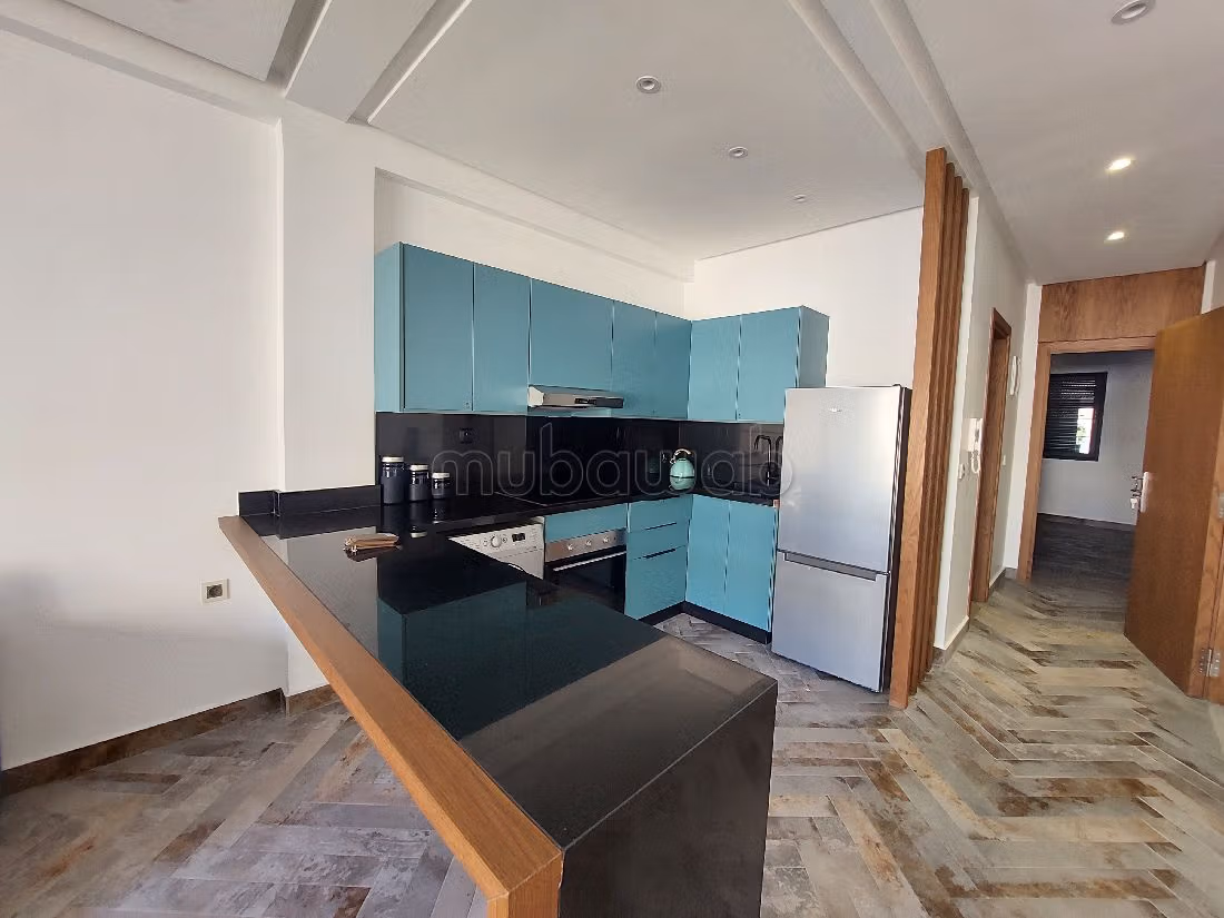 Spacieux studio neuf avec grand balcon