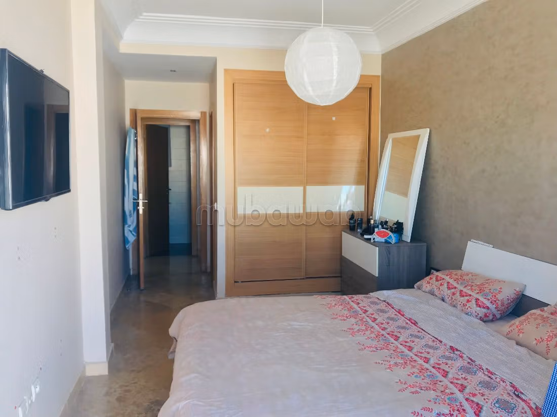 Grand studio haut standing en location