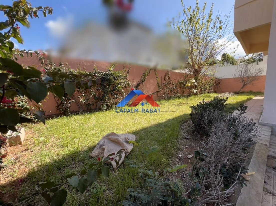 Eccezionale residenza di lusso in vendita. 6 ampi locali. Giardino e posto auto