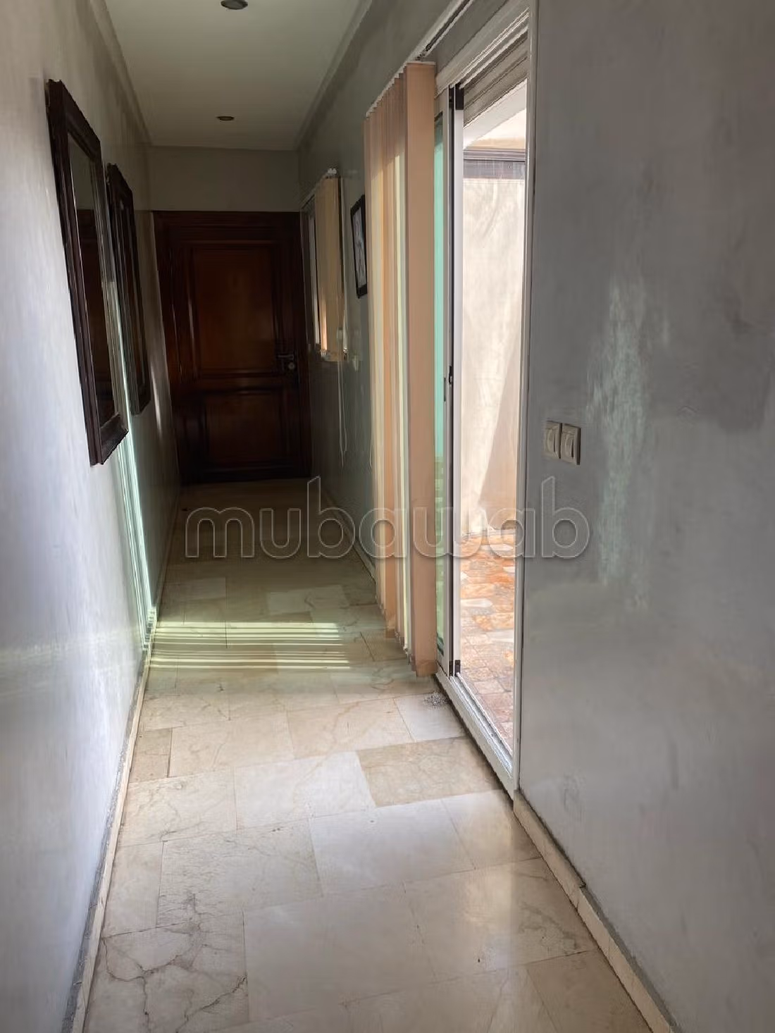 شقة رائعة للبيع ب لاجيروند. المساحة الكلية 133 م². مصعد وأماكن وقوف السيارات