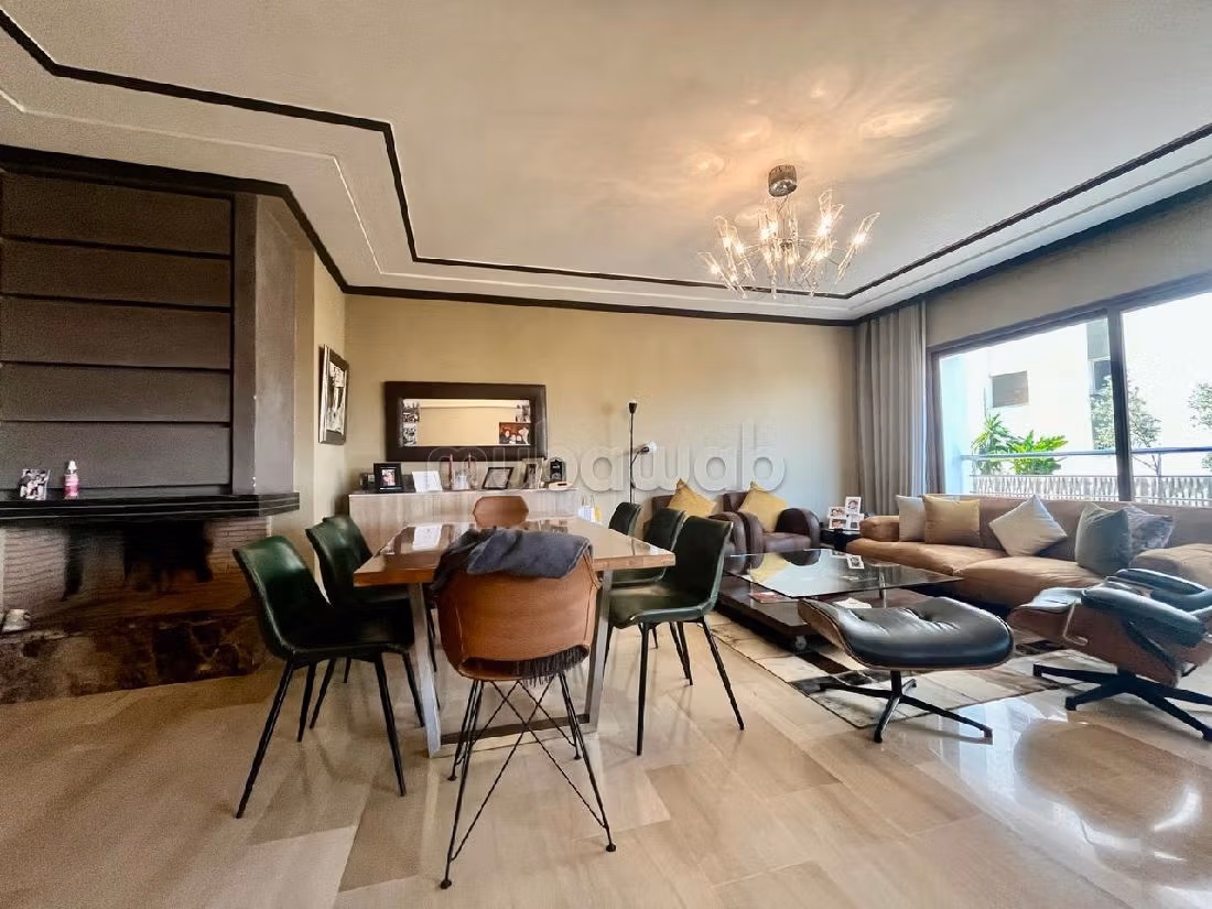 Appartement à Vendre de 302.0 m² à Casablanca, Maarif Extension — 2