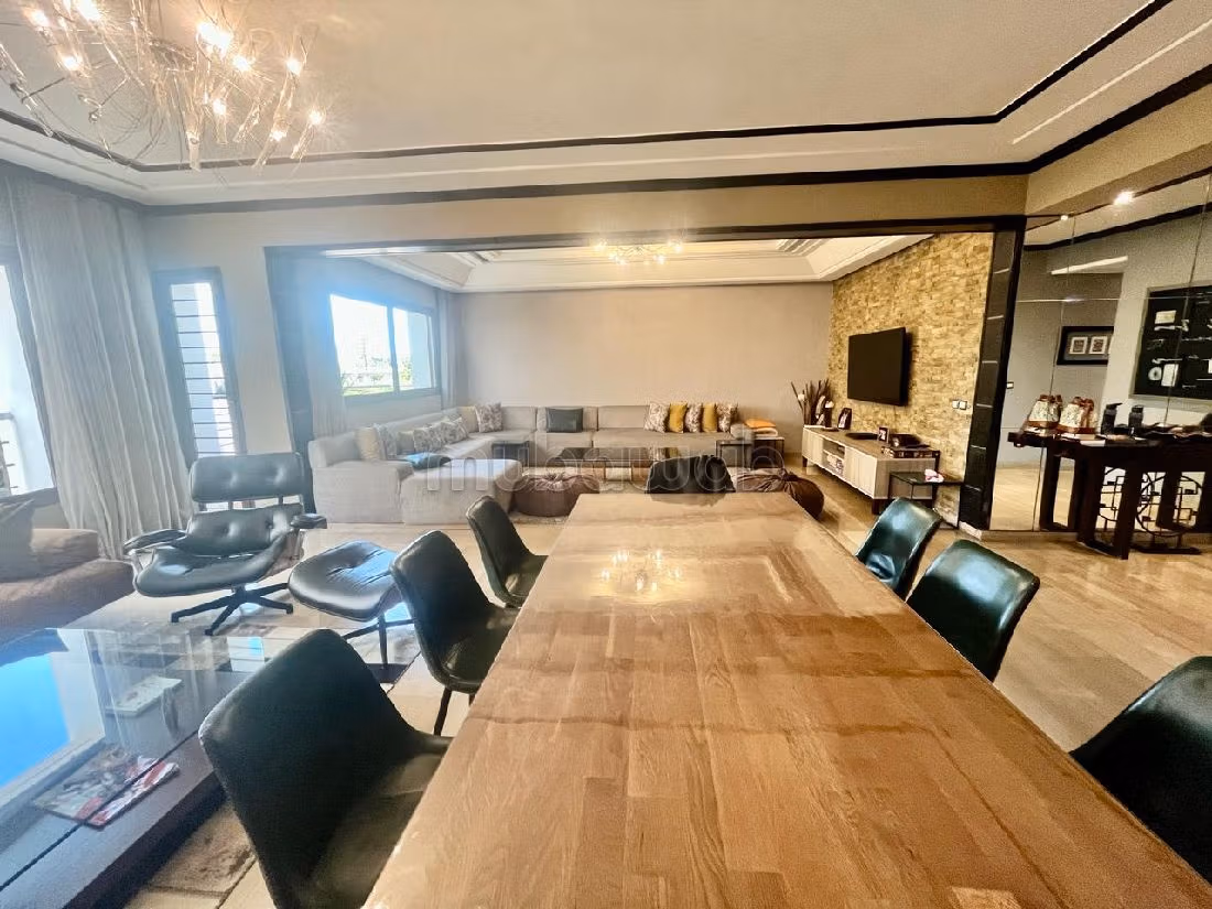 Appartement à Vendre de 302.0 m² à Casablanca, Maarif Extension — 3
