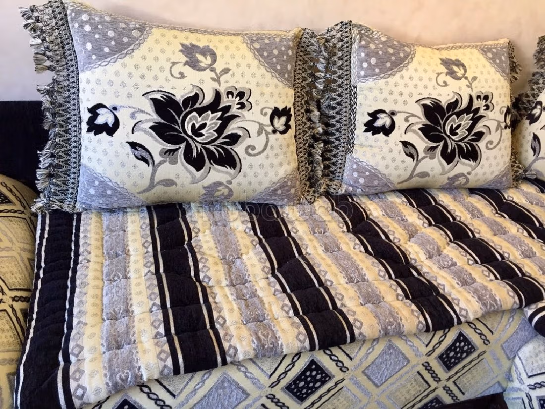 Acquista casa. 2 camere da letto. arredato. 