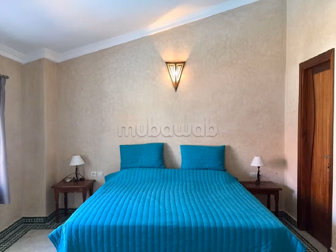 Acquista casa. 2 camere da letto. arredato. 