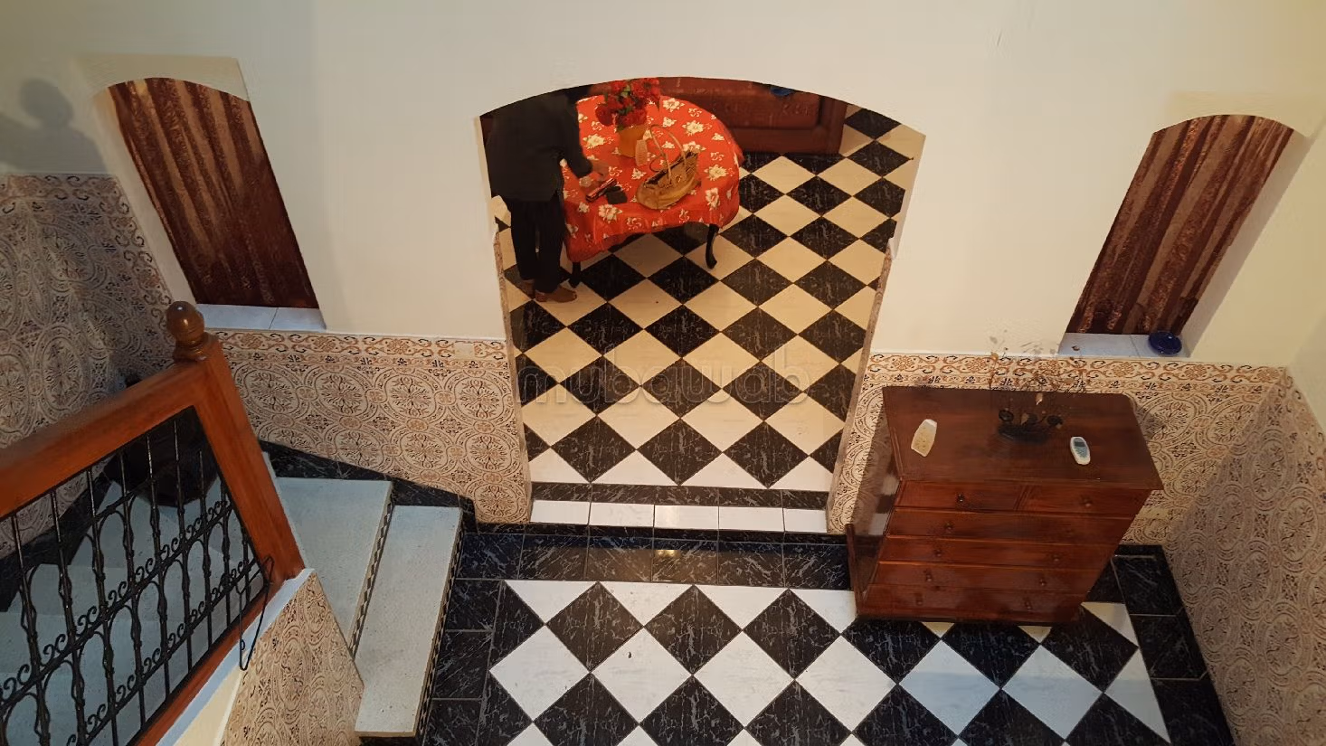 Riad for rent in Route de Fez. 3 rooms. Property with swimming pool, Integrated air conditioning.