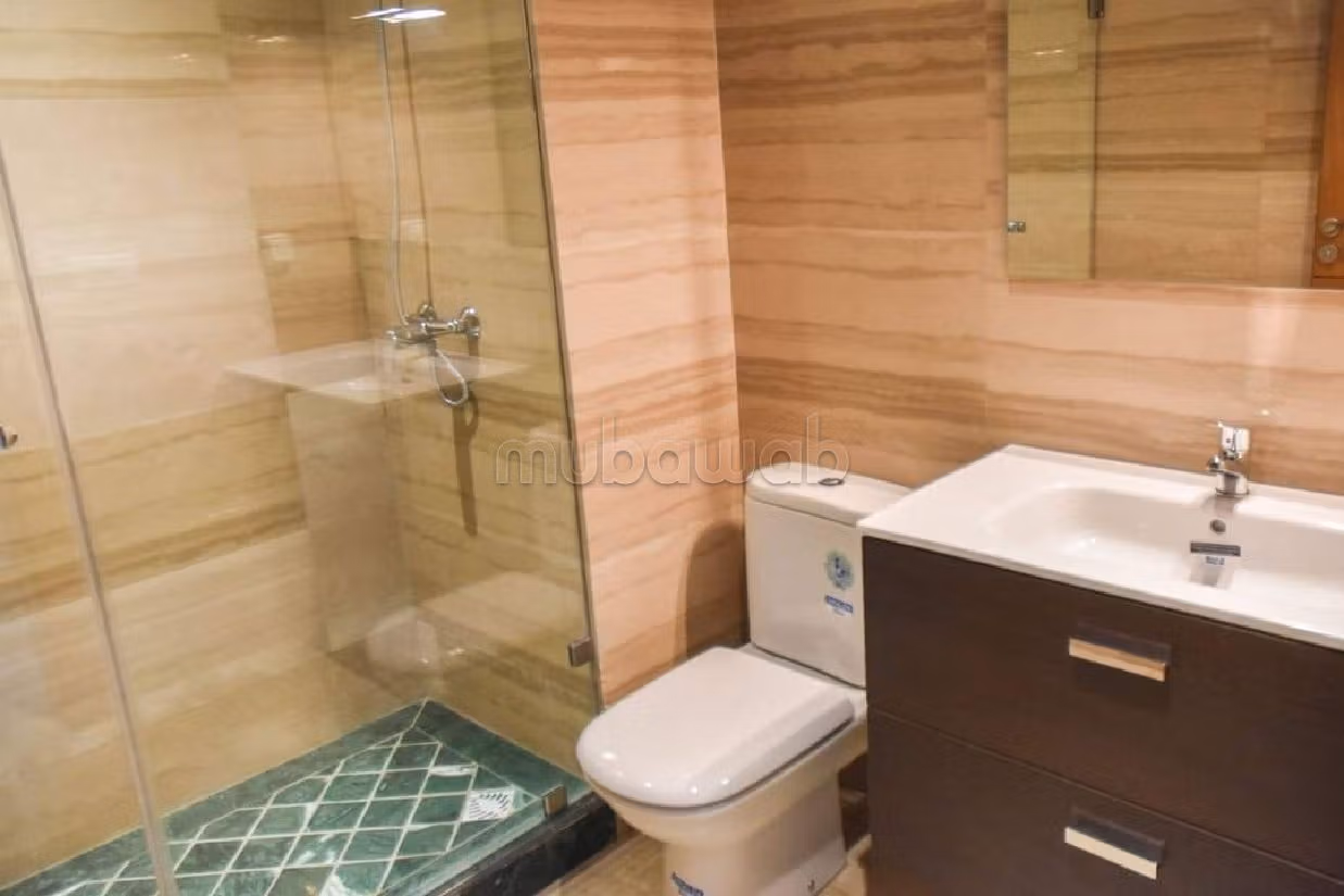 Magnífico piso en venta en Quartier du Parc. 3 habitaciones confortables. Conserje y aire condicionado