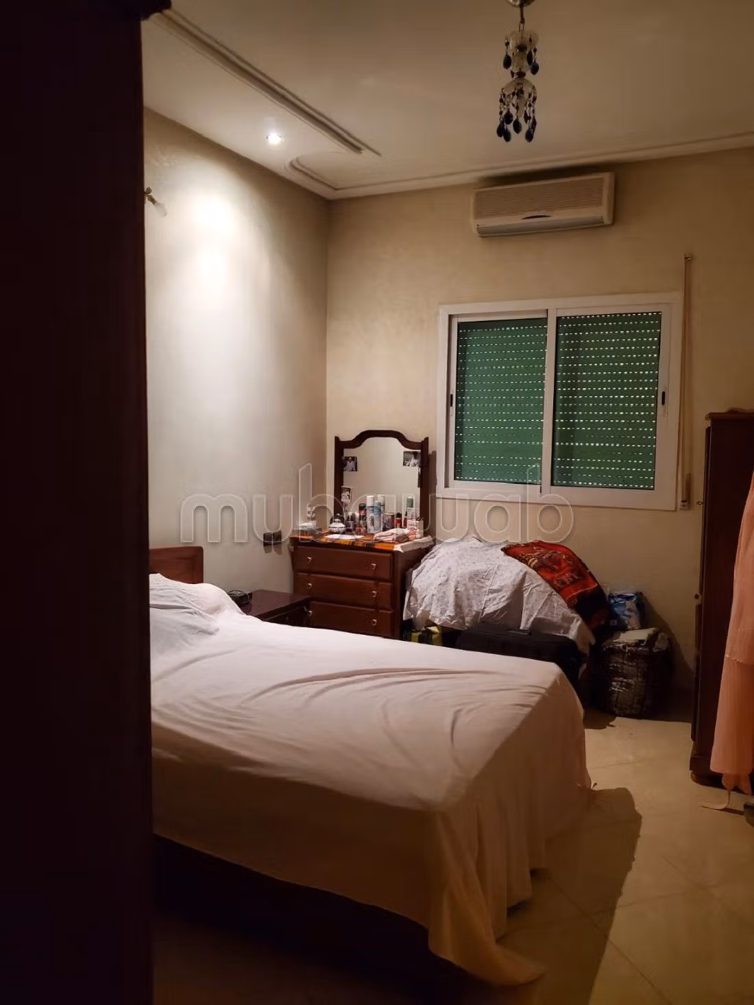 بيع شقة ب طريق مكناس. المساحة الإجمالية 154 م². مفروشة