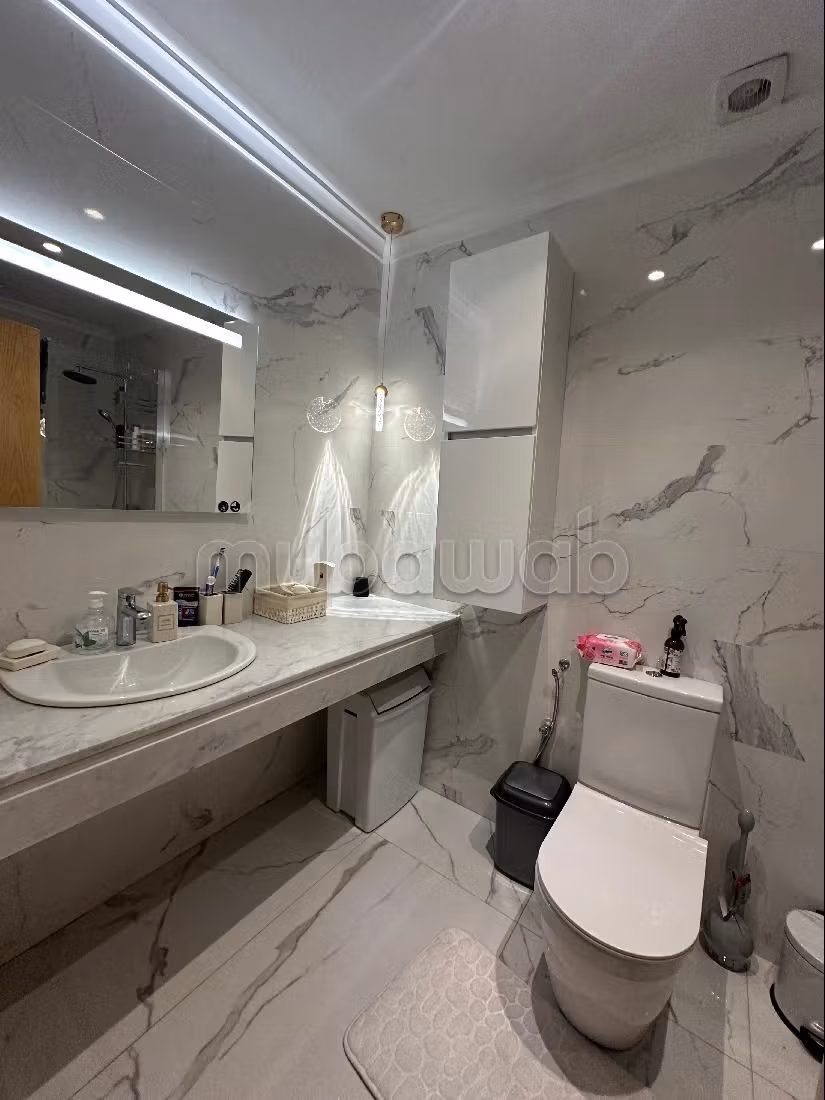 Very nice apartment for rent in De La Plage. 2 beautiful rooms. Ample storage space. 