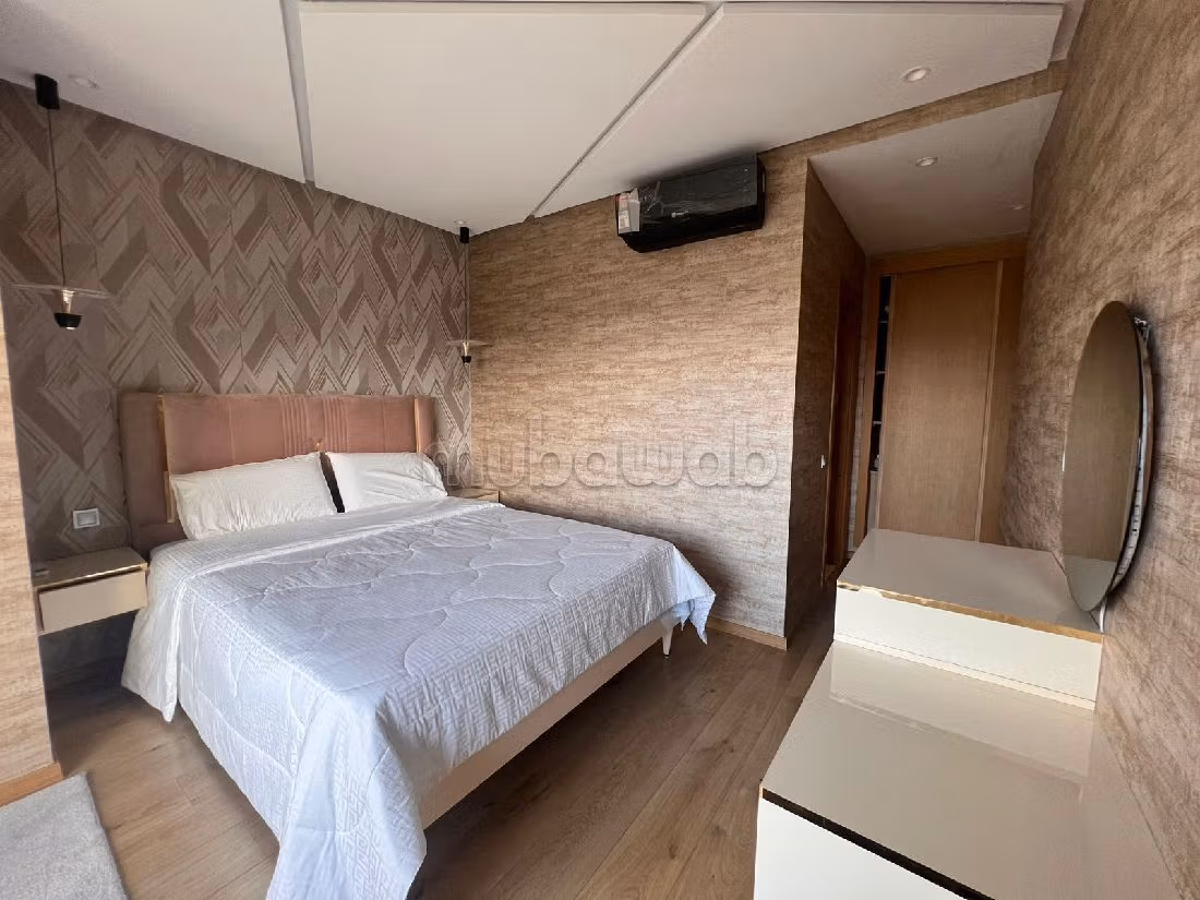 Affitto di un bellissimo appartamento a Malabata. 2 belle camere da letto. Arredato